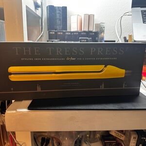 Drybar Tress Press Yellow Hair Straightener